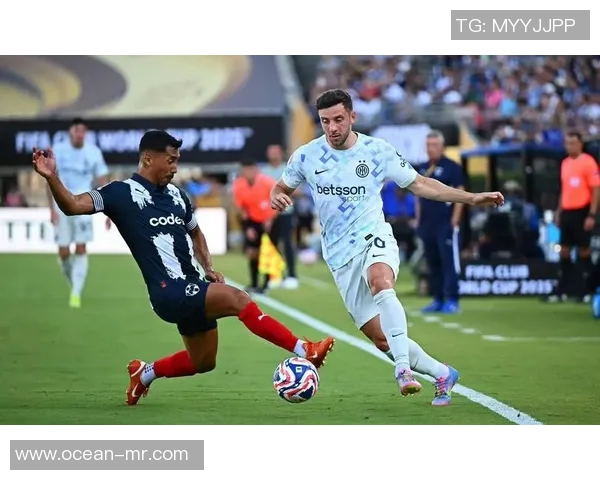 精彩回顾欧冠比赛巅峰对决重温经典瞬间与战术分析 精彩回顾欧冠比赛巅峰对决重温经典瞬间与战术分析