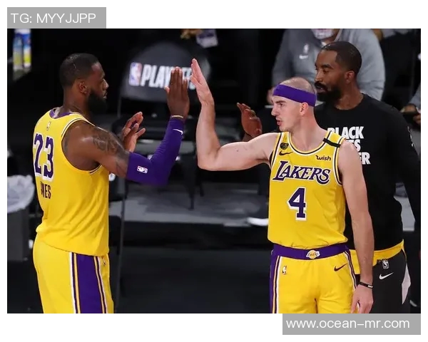 亚历克斯卡鲁索的篮球之路与传奇时刻回顾