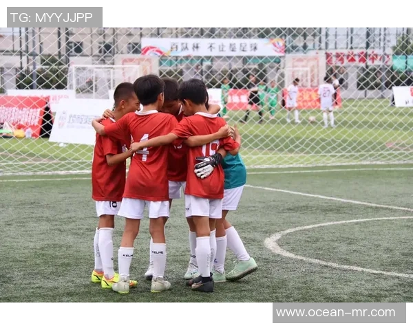 格雷茨卡的足球之路：从青训崭露头角到国际赛场的闪耀表现