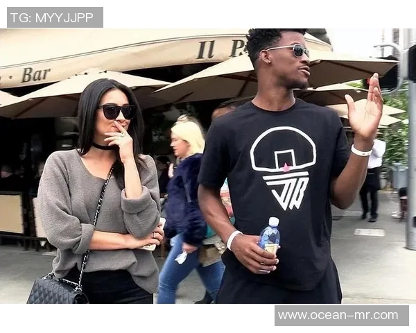 吉米巴特勒的篮球之路与个人魅力揭秘：从默默无闻到NBA巨星的成长历程