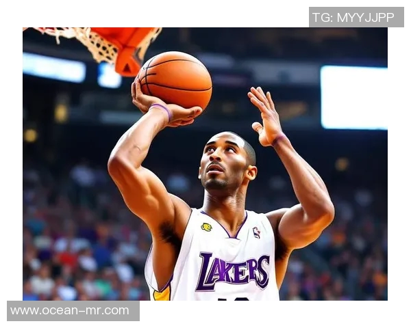 科比传奇打球瞬间回顾，感受黑曼巴精神与无与伦比的篮球技艺