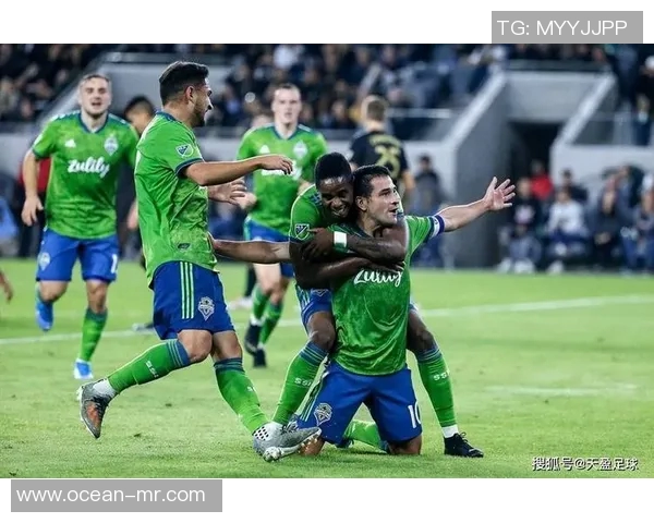 西雅音速与白帽的较量：技术与策略的巅峰对决分析