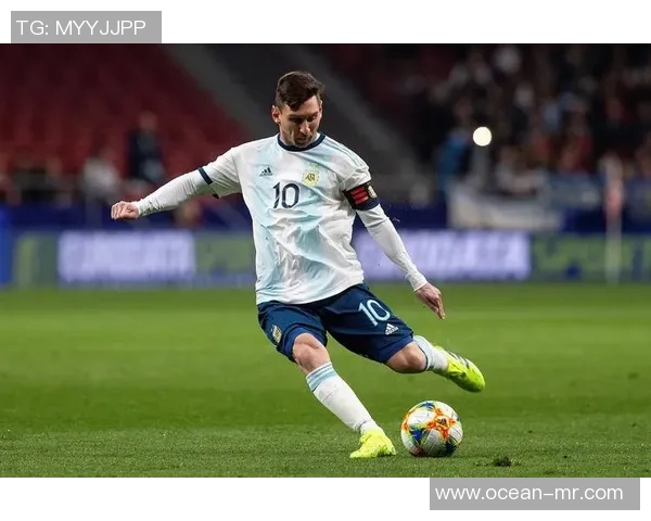 阿根廷与香港足球友谊赛精彩直播全程回顾与分析 阿根廷与香港足球友谊赛精彩直播全程回顾与分析