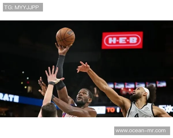 掘金与太阳激战正酣比分直播全程跟踪精彩瞬间不容错过